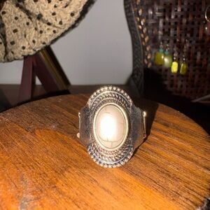 Vintage Style Gold and Cream Ring